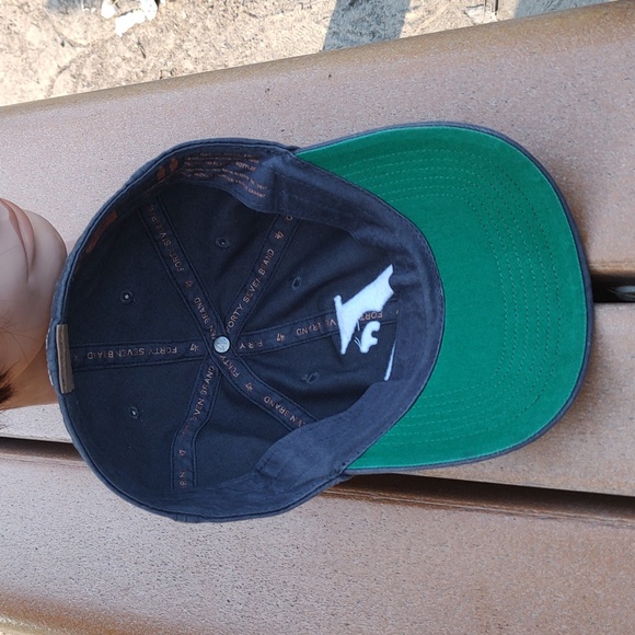 Wisconsin La Crosse Eagles Icon Officially Licensed Adjustable Baseball Hat S - Picture 7 of 11